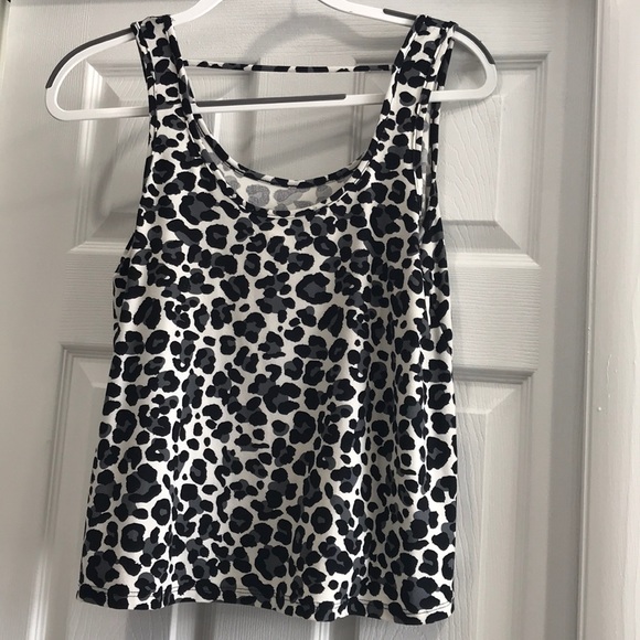 Leopard print top - Picture 2 of 2